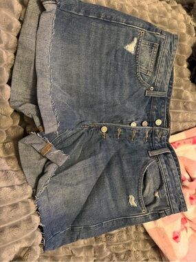 Lucky Brand Medium Blue Denim Shorts with Button Detail size 12/31